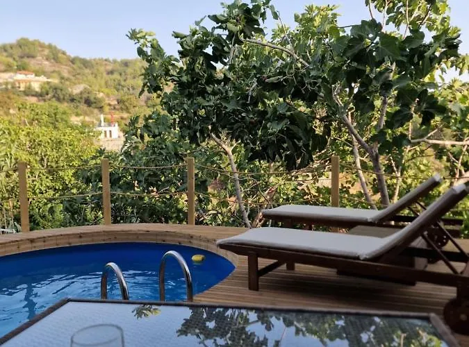 Aprosmeno Jacuzzi House 3 With Private Pool